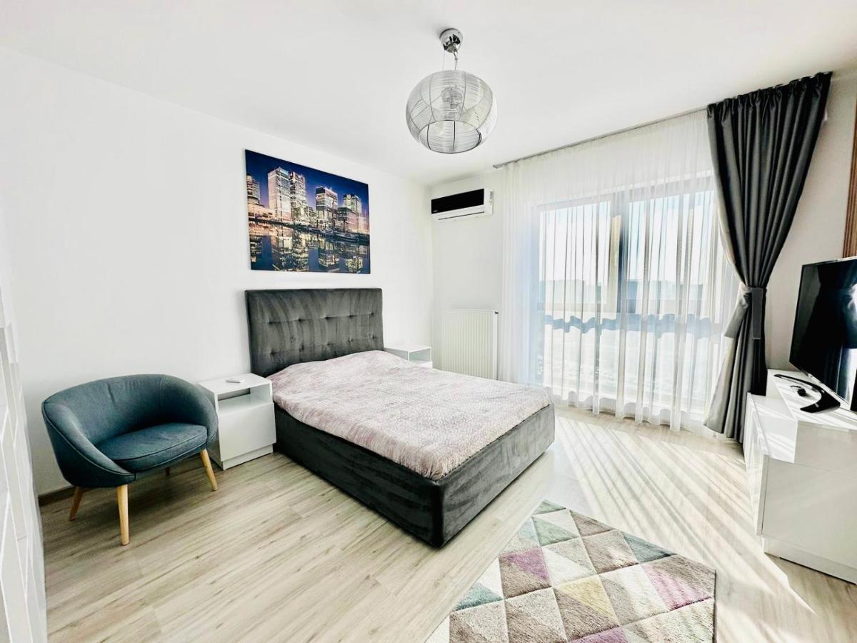 At The Top Plaza Studio بوخارست المظهر الخارجي الصورة